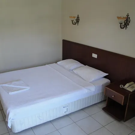 Feronia Hills Hotel 3*